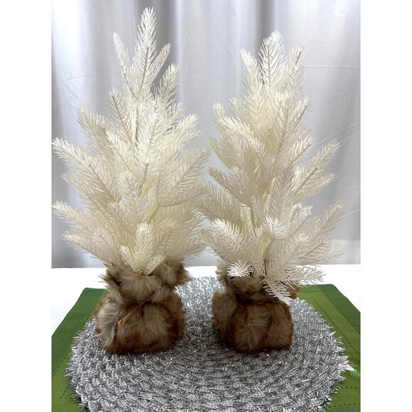 Vintage Small Artificial White Christmas Trees Plastic Branches in Faux Fur Base - Picture 2 of 10